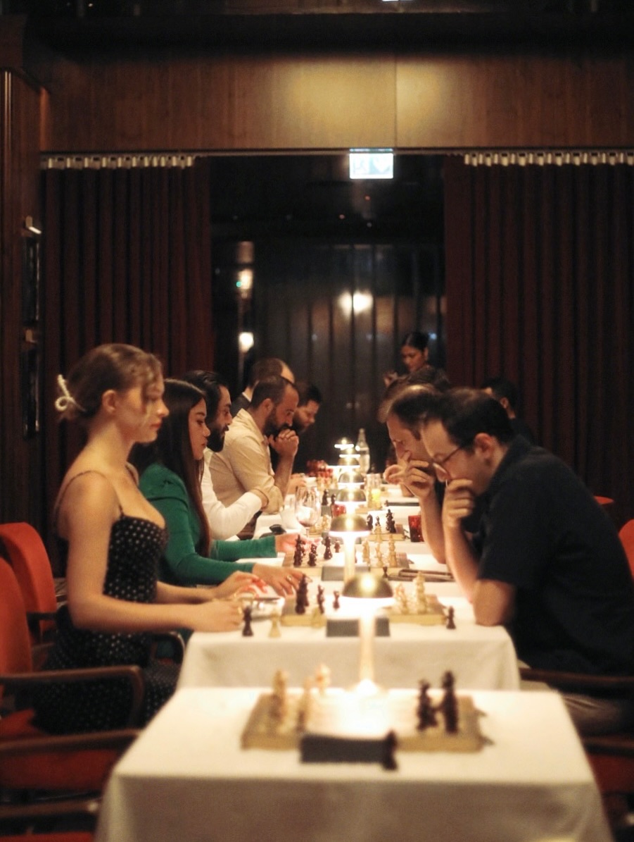 Win Chess Club community